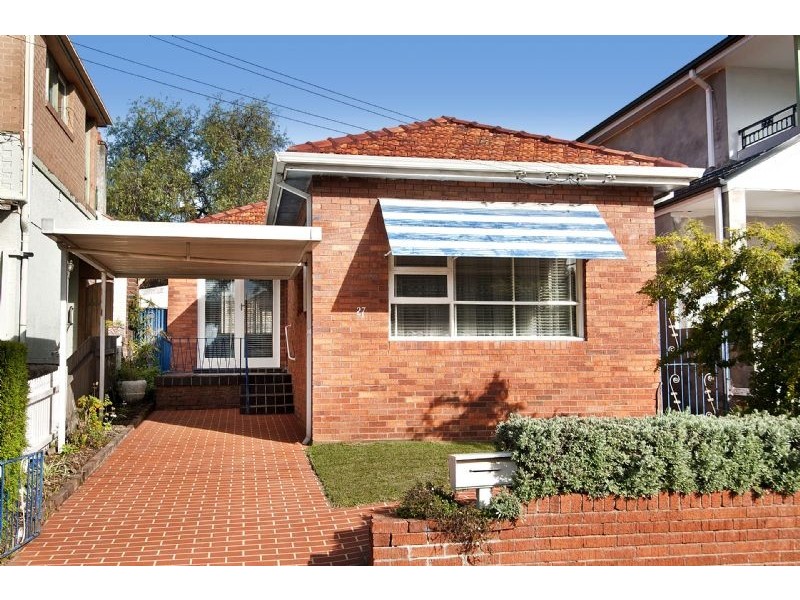 27 Bouvardia st, Russell Lea NSW 2046