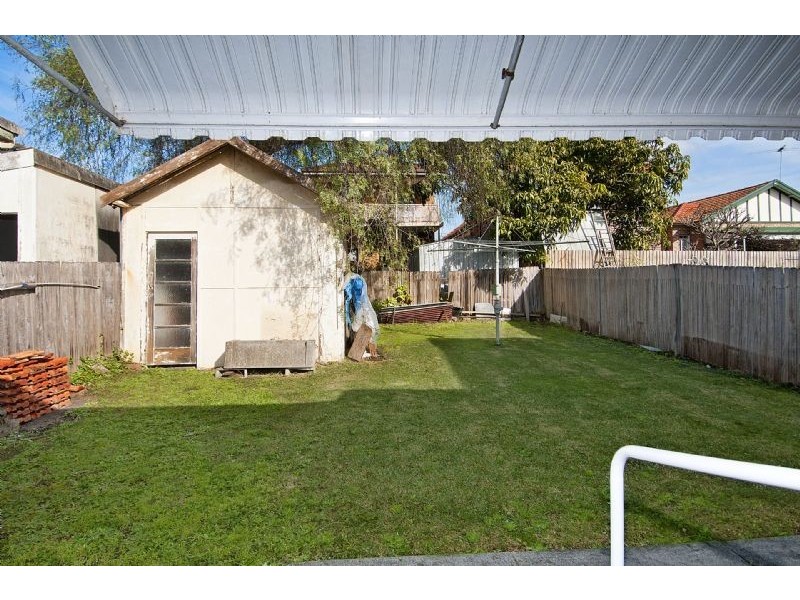 27 Bouvardia st, Russell Lea NSW 2046