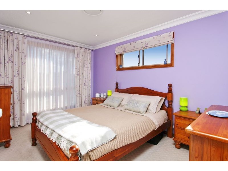 12 Hood ave, Rodd Point NSW 2046