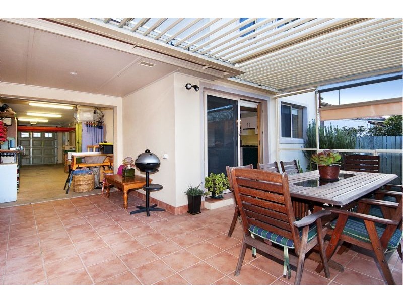 12 Hood ave, Rodd Point NSW 2046