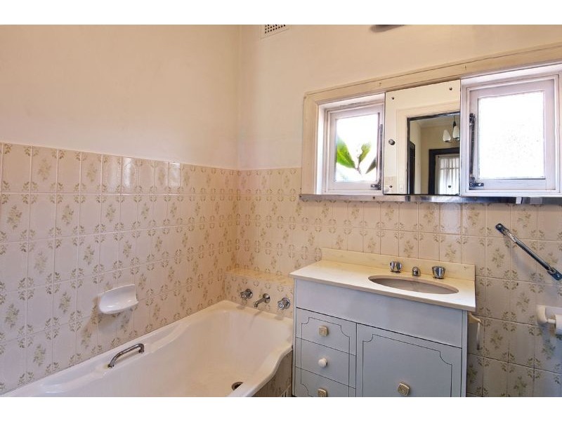 512 Lyons rd West, Five Dock NSW 2046