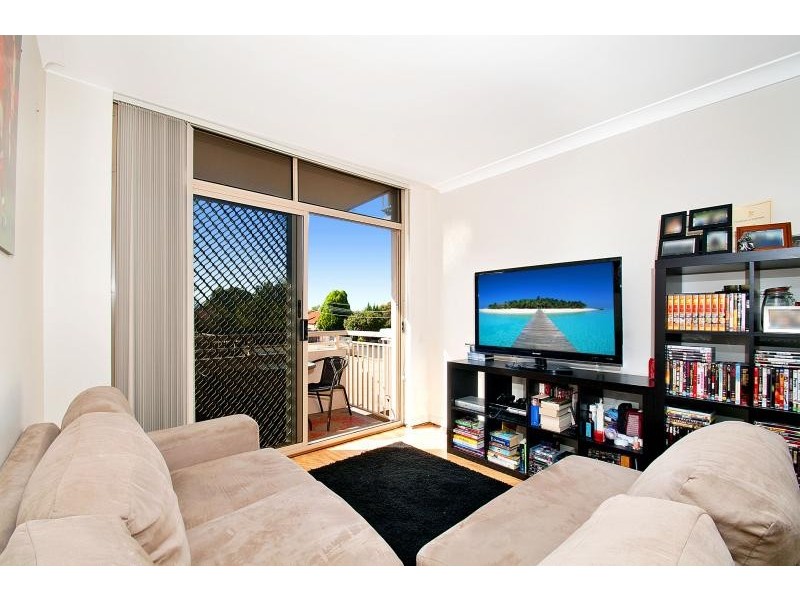 4/275 Lyons road, Russell Lea NSW 2046