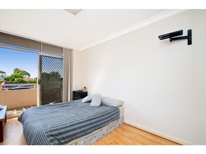 4/275 Lyons road, Russell Lea NSW 2046