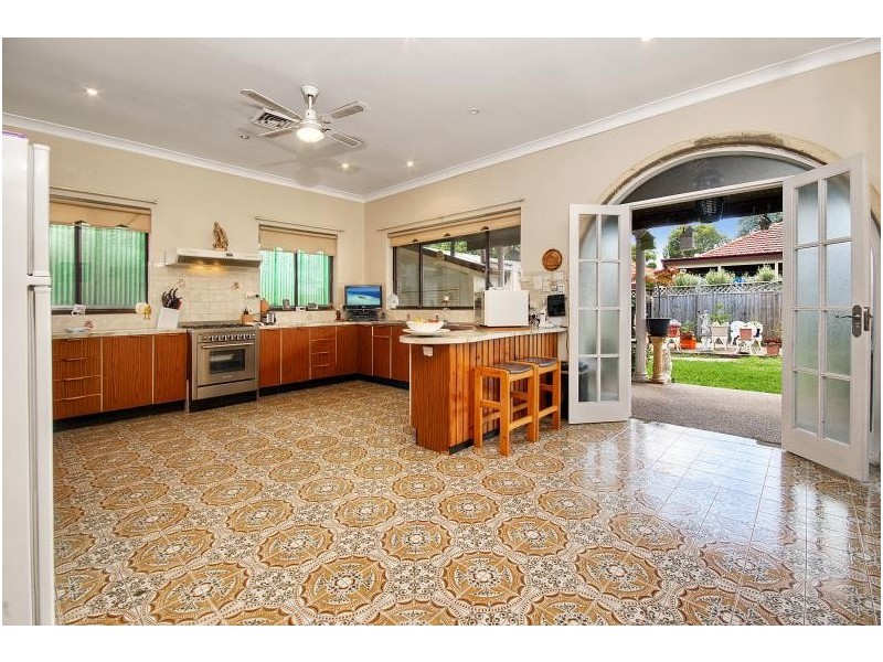 24 Mons Street, Russell Lea NSW 2046