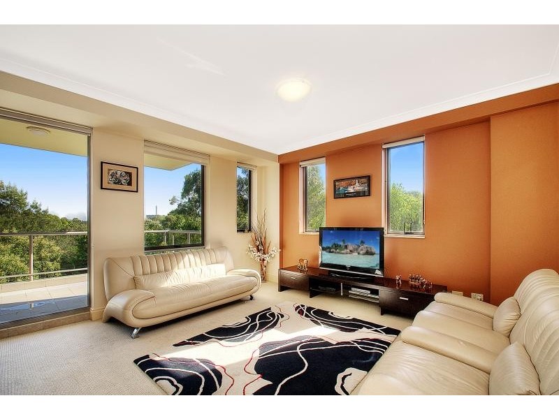 9/1 Kings Bay Ave, Five Dock NSW 2046