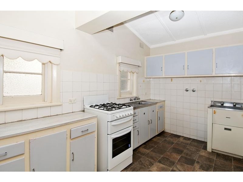 12 Kingsford Ave, Five Dock NSW 2046