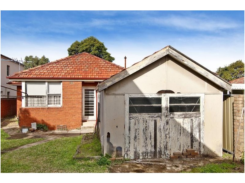 93 Henley Marine Drive, Russell Lea NSW 2046