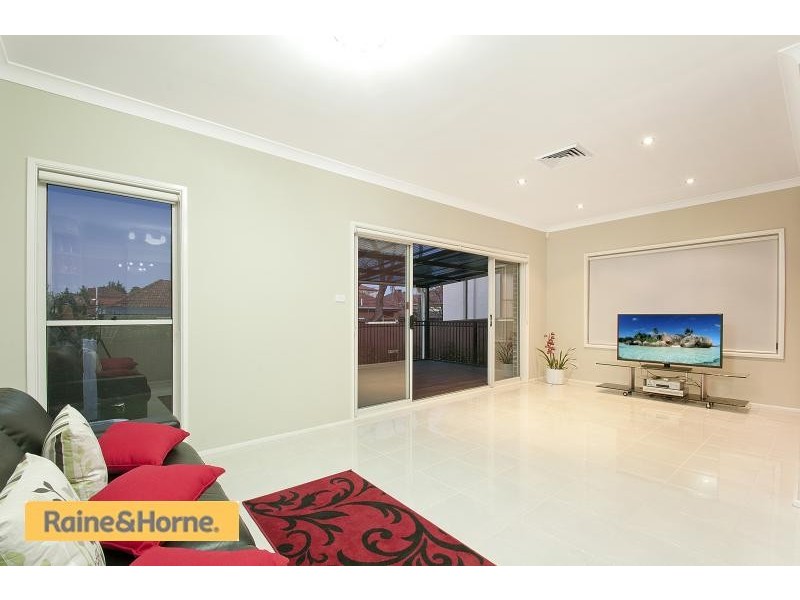 17 Wallace Street, Concord NSW 2137
