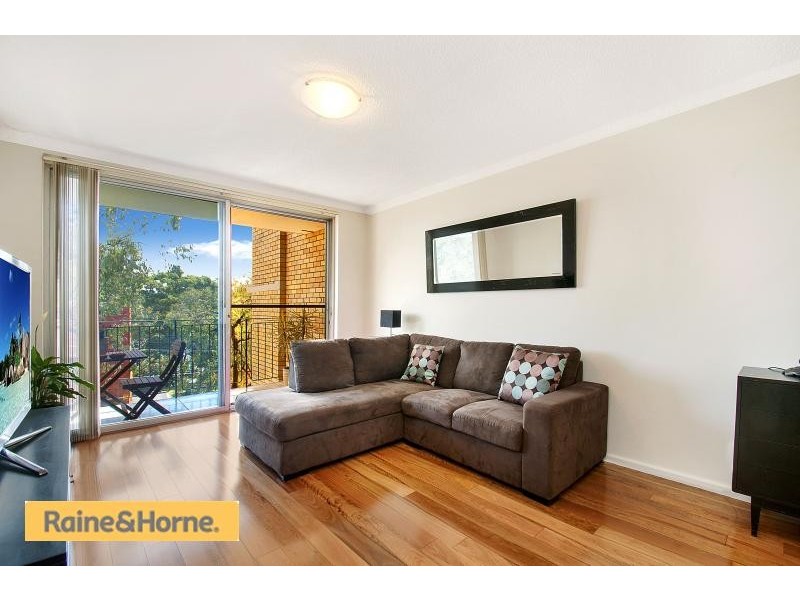 3/6 Bortfield Drive, Chiswick NSW 2046