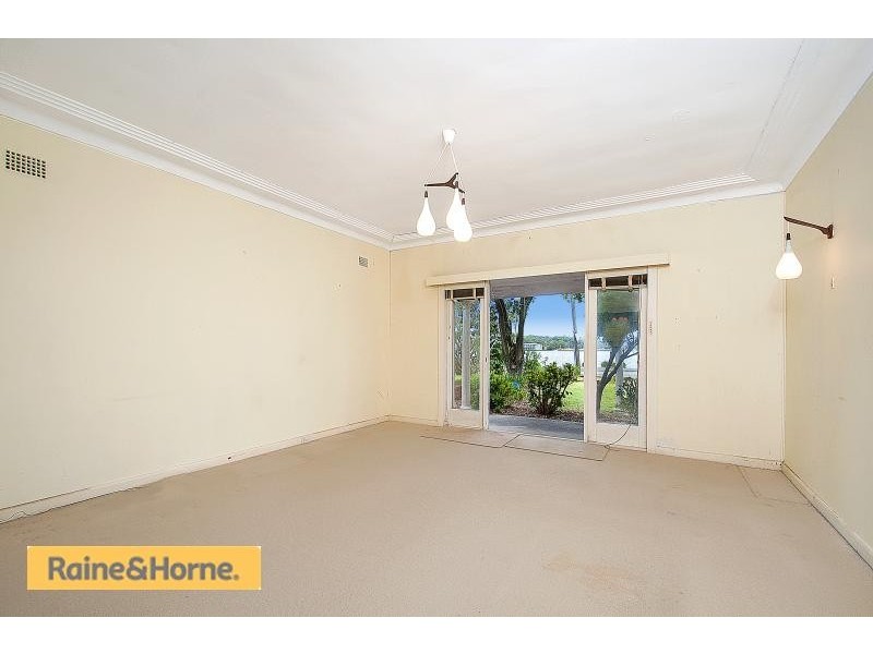 90 Henley Marine Drive, Rodd Point NSW 2046
