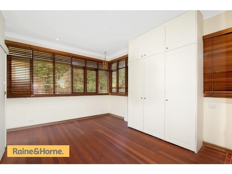 90 Henley Marine Drive, Rodd Point NSW 2046