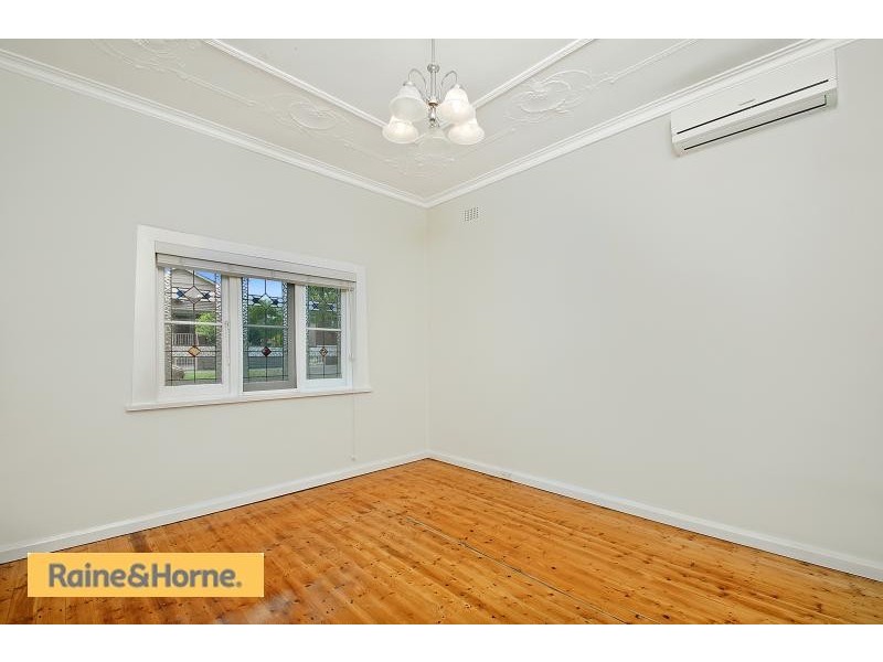 4 Bennett Ave, Five Dock NSW 2046