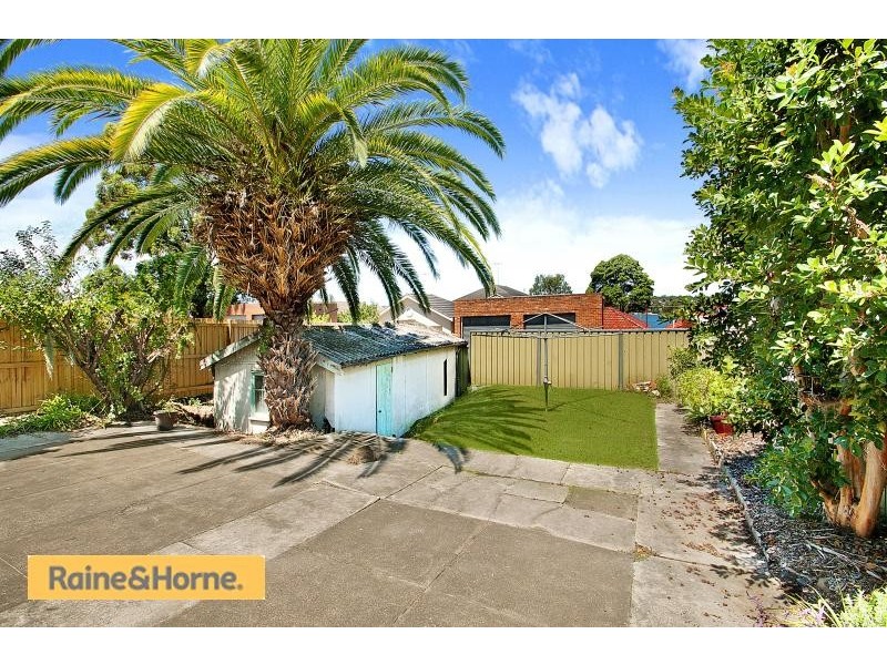 9 Seabrook Ave, Russell Lea NSW 2046