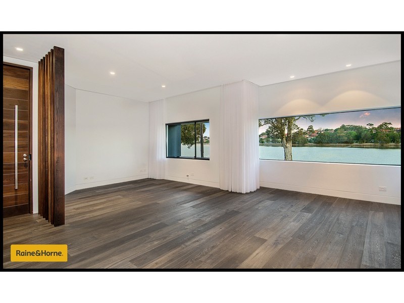 71 Henley Marine Drive, Rodd Point NSW 2046