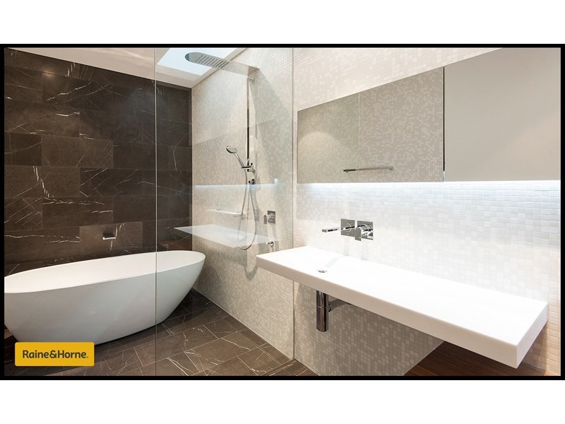 71 Henley Marine Drive, Rodd Point NSW 2046
