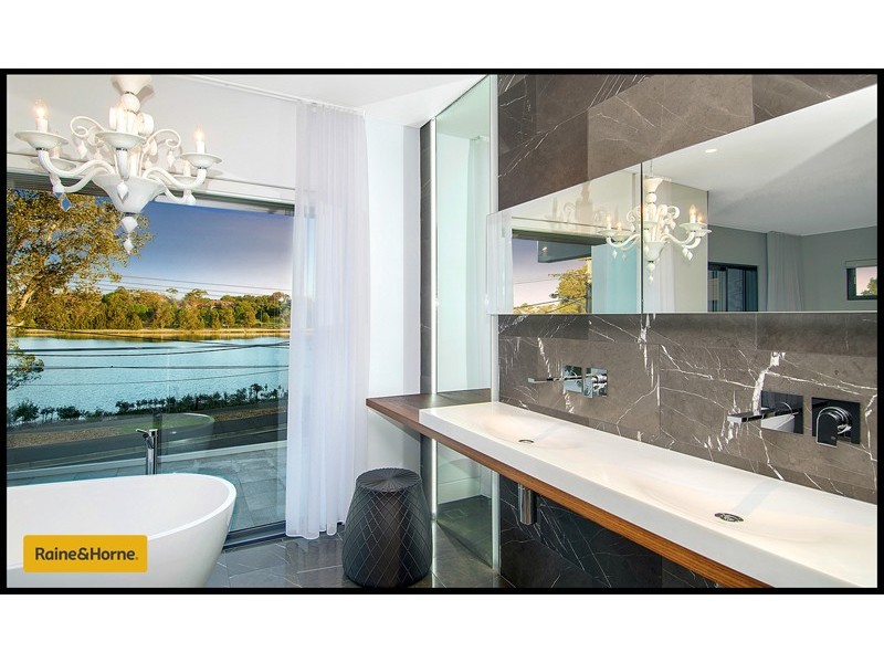 71 Henley Marine Drive, Rodd Point NSW 2046