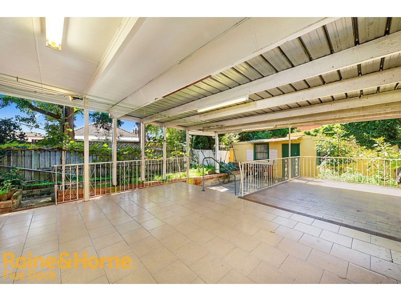 22 Bayview Road, Canada Bay NSW 2046