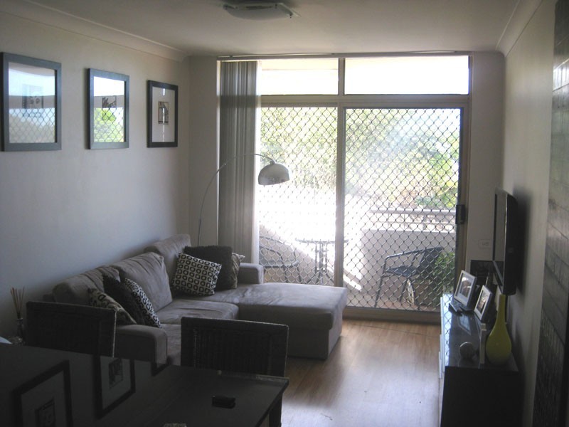 4/275 Lyons road, Russell Lea NSW 2046