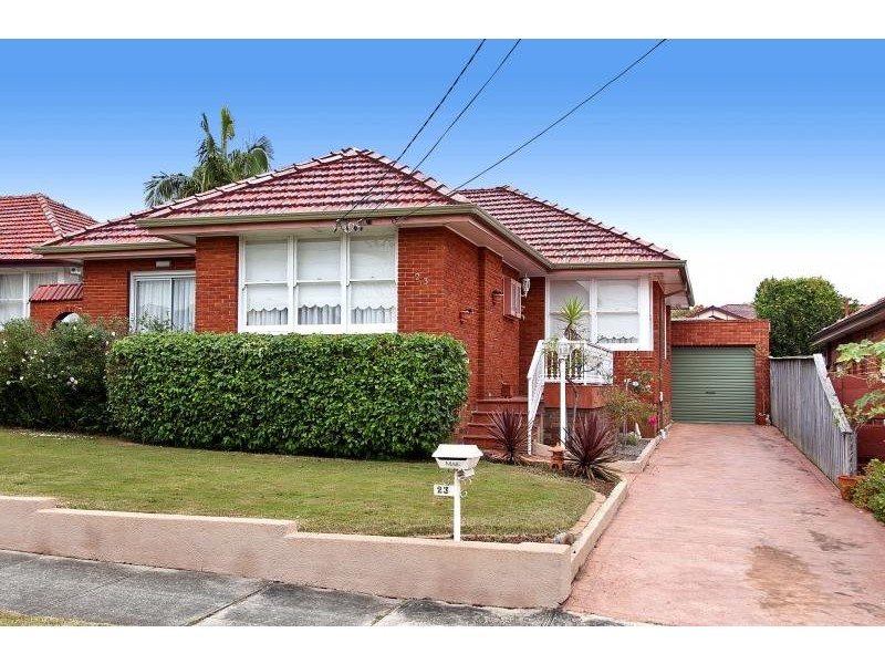 23 Princess Ave, Rodd Point NSW 2046