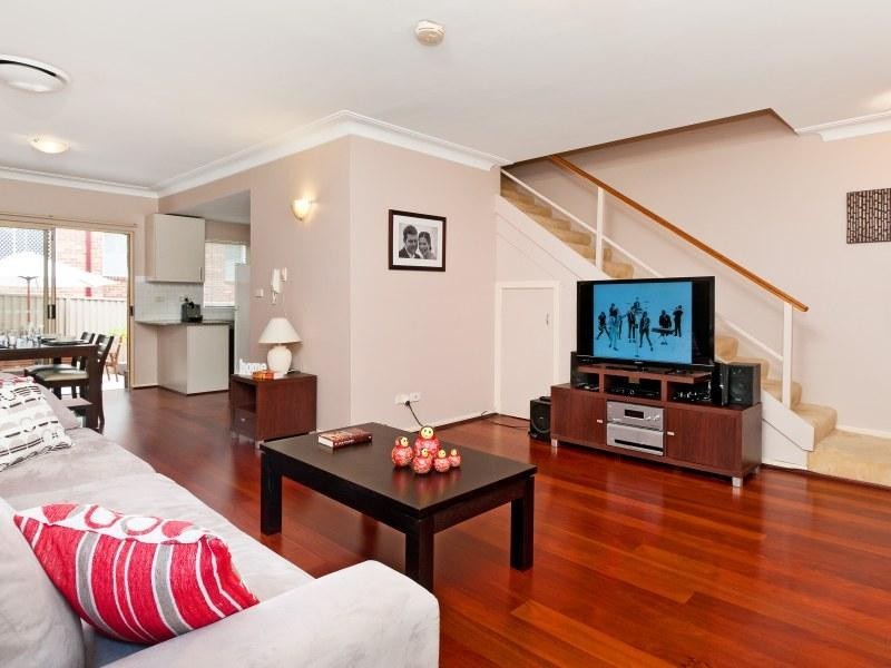 2/443 Lyons Road, Five Dock NSW 2046