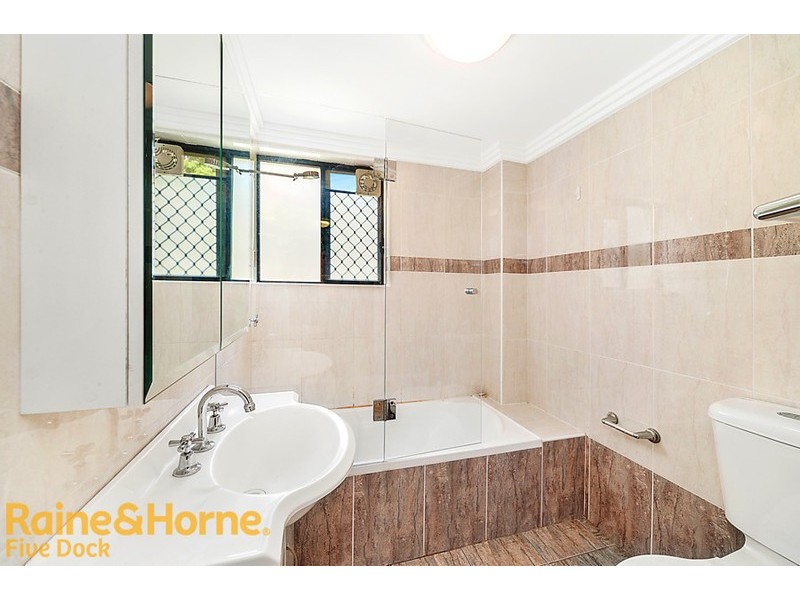 2/14 A and B Orpington Street, Ashfield NSW 2131