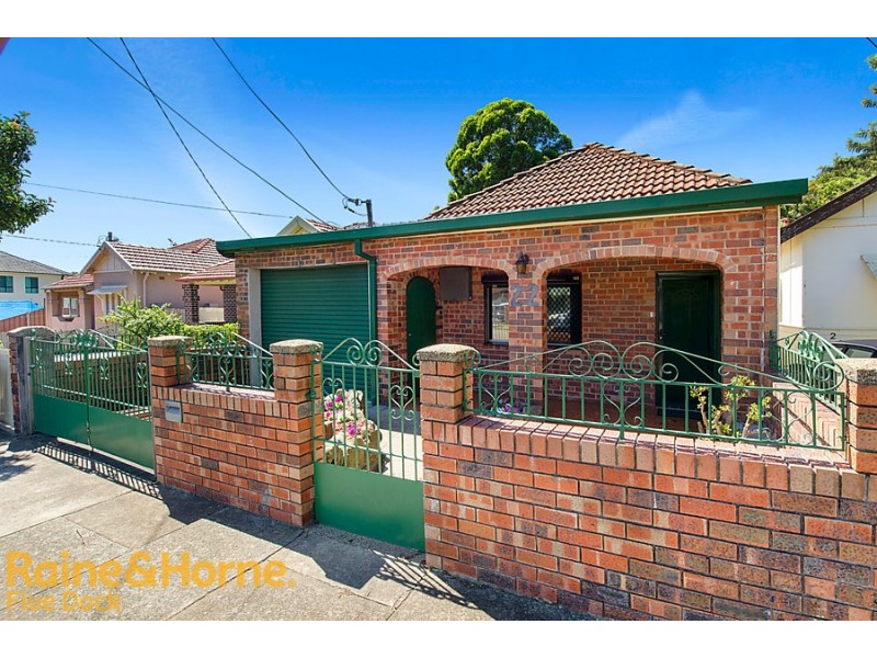 22 Bayview Road, Canada Bay NSW 2046
