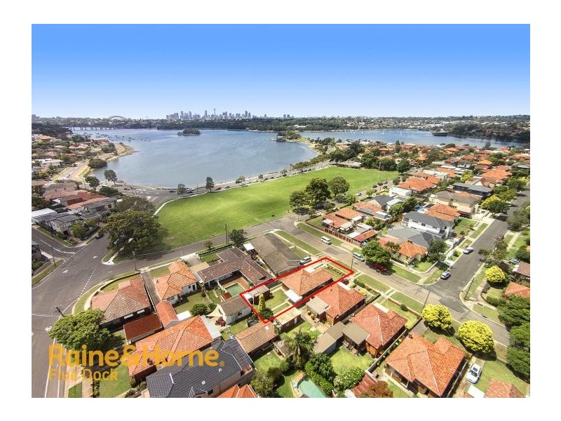 2 Noble Street, Rodd Point NSW 2046