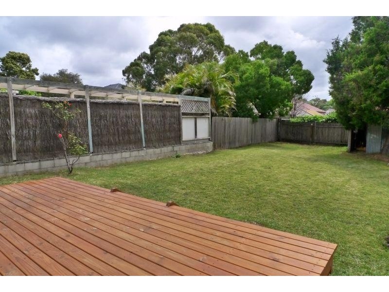 8 Hammond Ave, Croydon NSW 2132