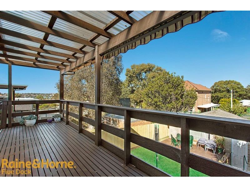 19 Brent St, Russell Lea NSW 2046