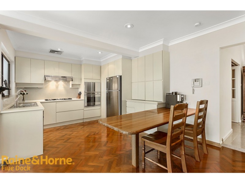 15 Undine Street, Russell Lea NSW 2046