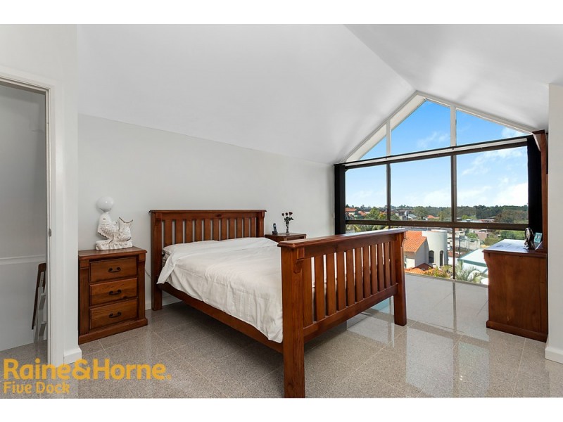 15 Undine Street, Russell Lea NSW 2046