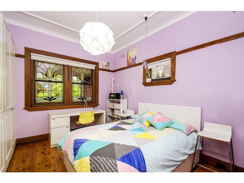 16 Walker Street, Canada Bay NSW 2046