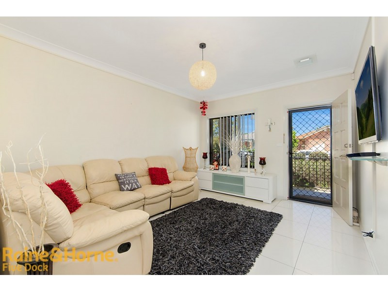 12 Neptune Street, Revesby NSW 2212