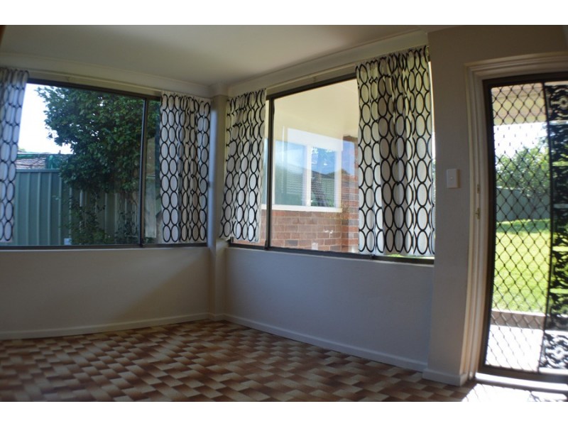 27 Hammond Ave, Croydon NSW 2132