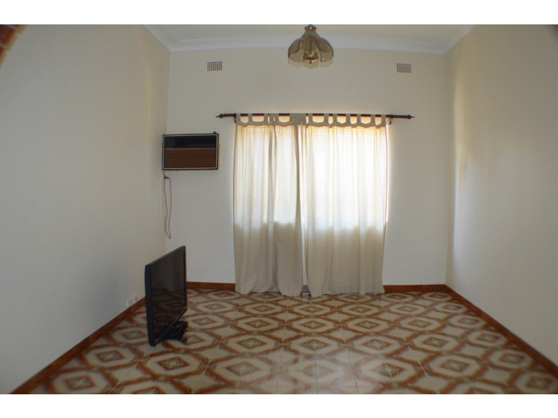 27 Hammond Ave, Croydon NSW 2132