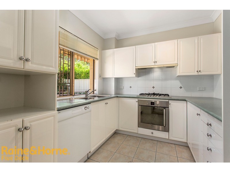 2/1 Blackwall Point Road, Abbotsford NSW 2046