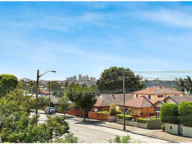 2/352 Lyons Road, Russell Lea NSW 2046