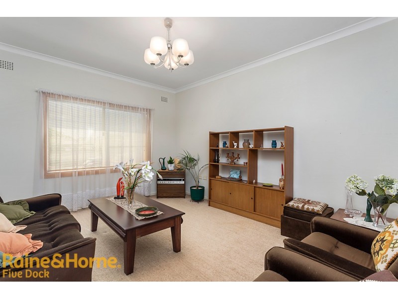 13 Curtin Ave, Abbotsford NSW 2046