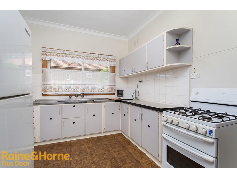 13 Curtin Ave, Abbotsford NSW 2046