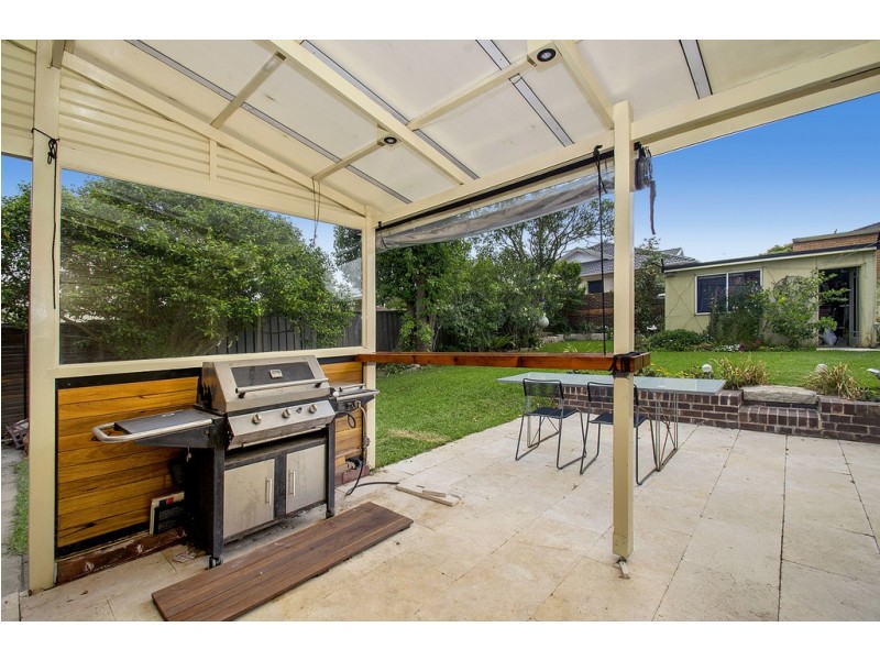 16 Walker Street, Canada Bay NSW 2046