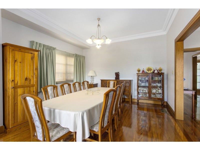 11 Seabrook Ave, Russell Lea NSW 2046