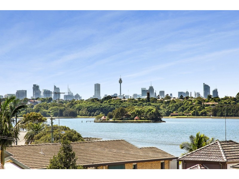 11 Seabrook Ave, Russell Lea NSW 2046