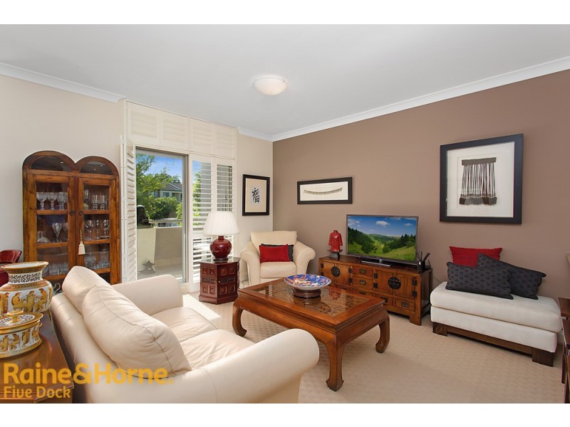 10/10 Kings Park CCT, Five Dock NSW 2046