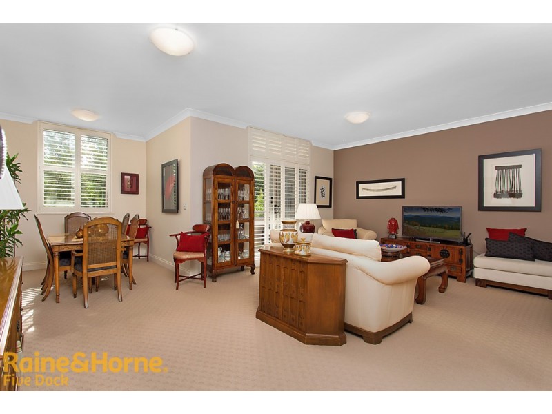 10/10 Kings Park CCT, Five Dock NSW 2046