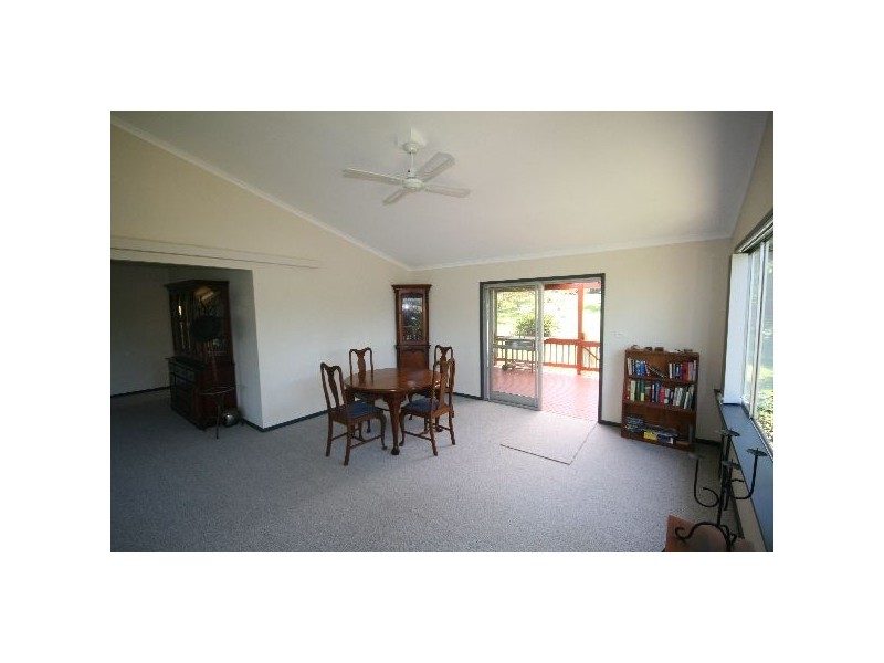 22 Browns Road, Eumundi QLD 4562