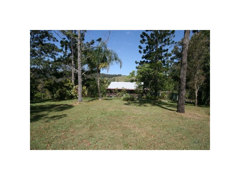 22 Browns Road, Eumundi QLD 4562