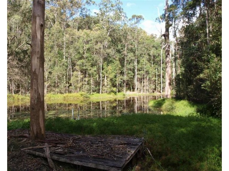 108 Coles Creek Road, Cooran QLD 4569