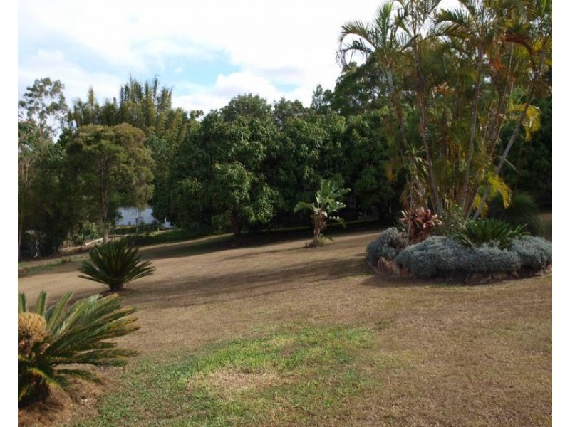 59 Summit Road, Pomona QLD 4568