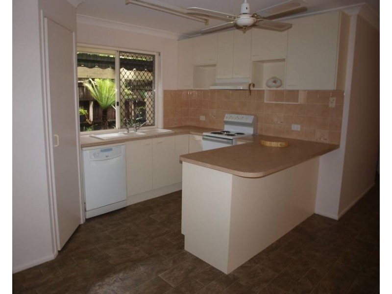 11 Meridan Court, Pomona QLD 4568