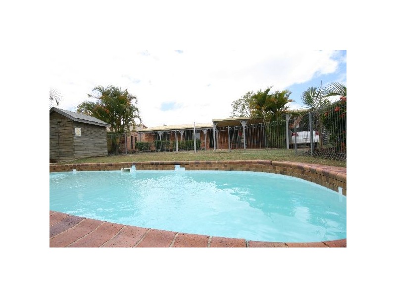 30 Oak Street, Cooroy QLD 4563